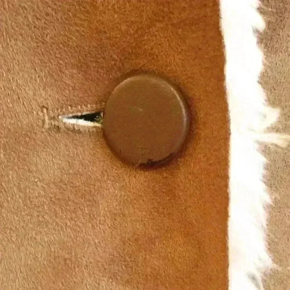 KENNETH Cole Microfiber Suede Feeling Long… - Picture 7 of 7